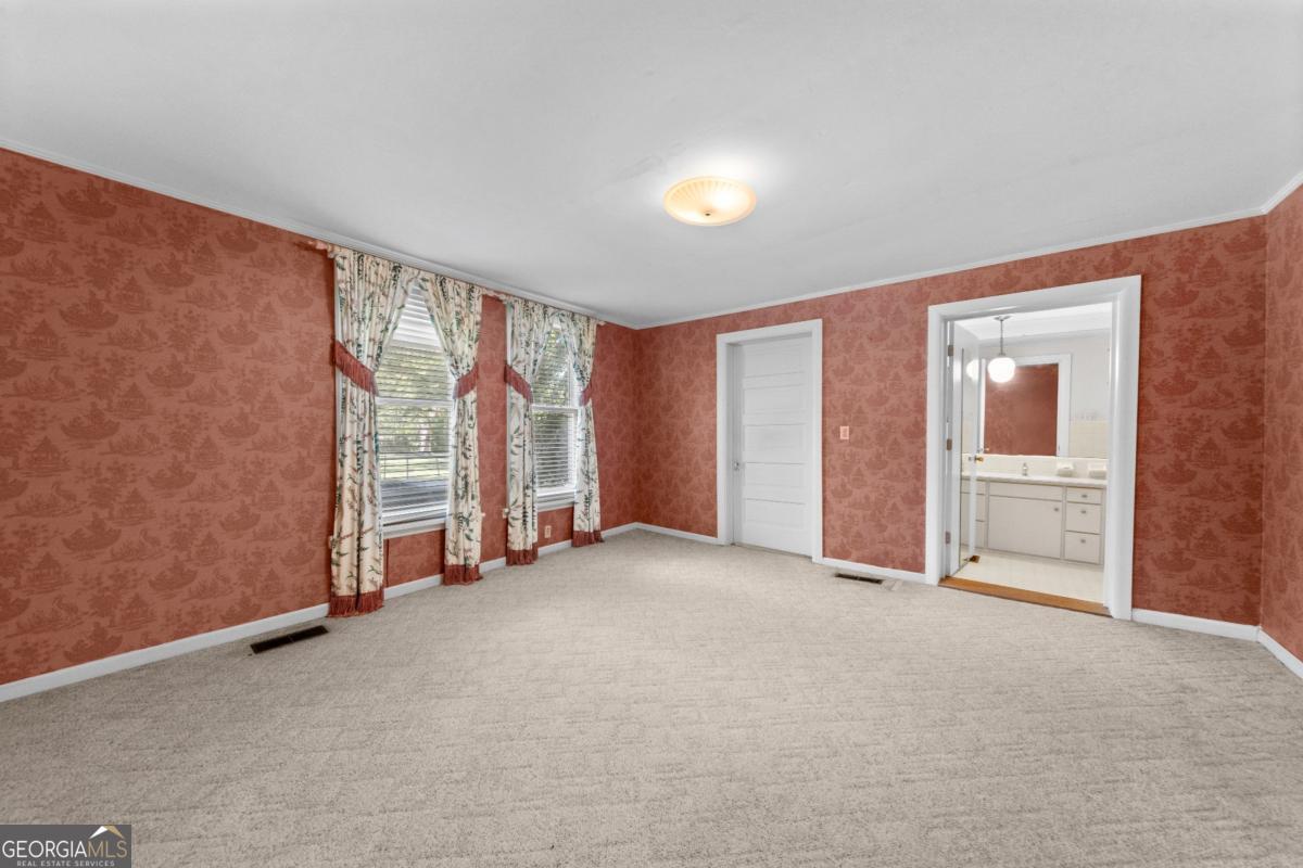 34 Main Street Property Photo 13