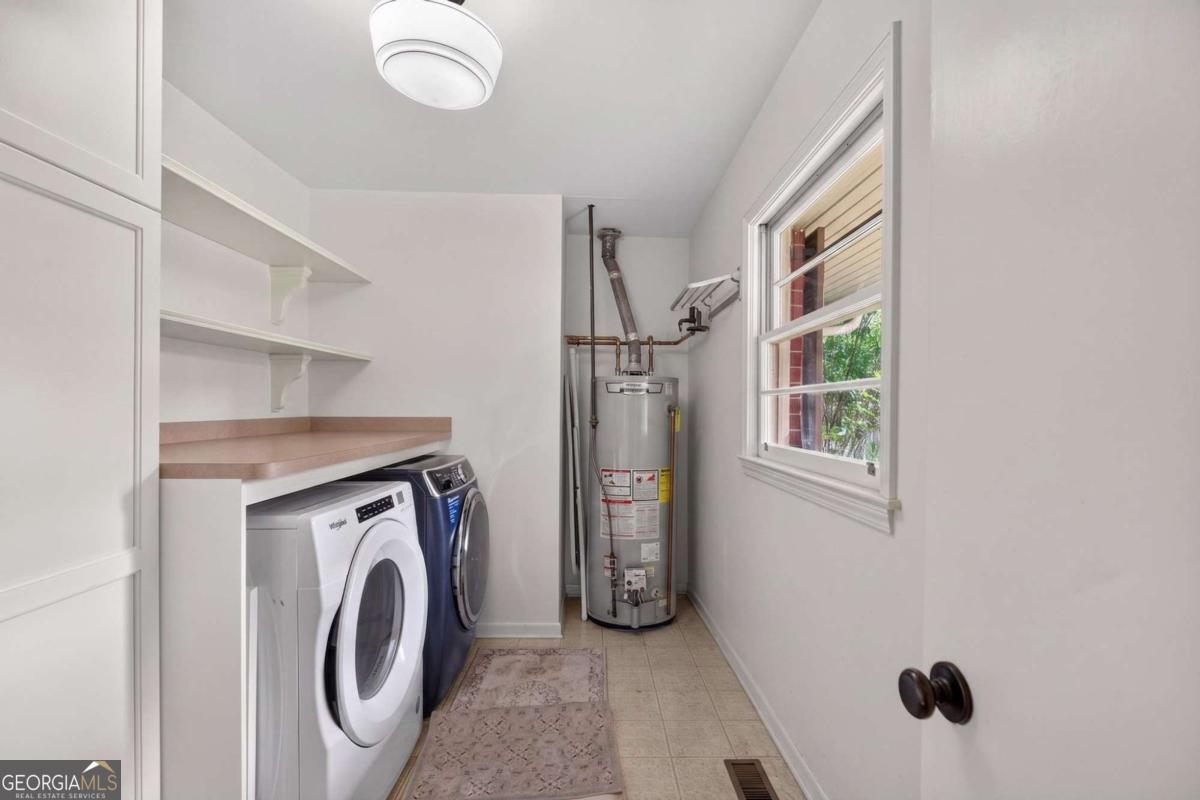 8928 Orchard Drive Property Photo 17
