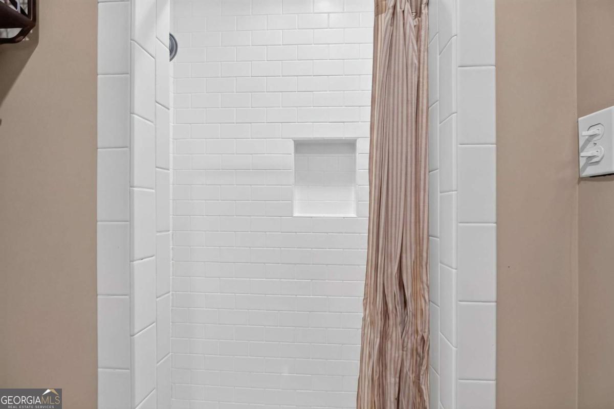 8928 Orchard Drive Property Photo 23