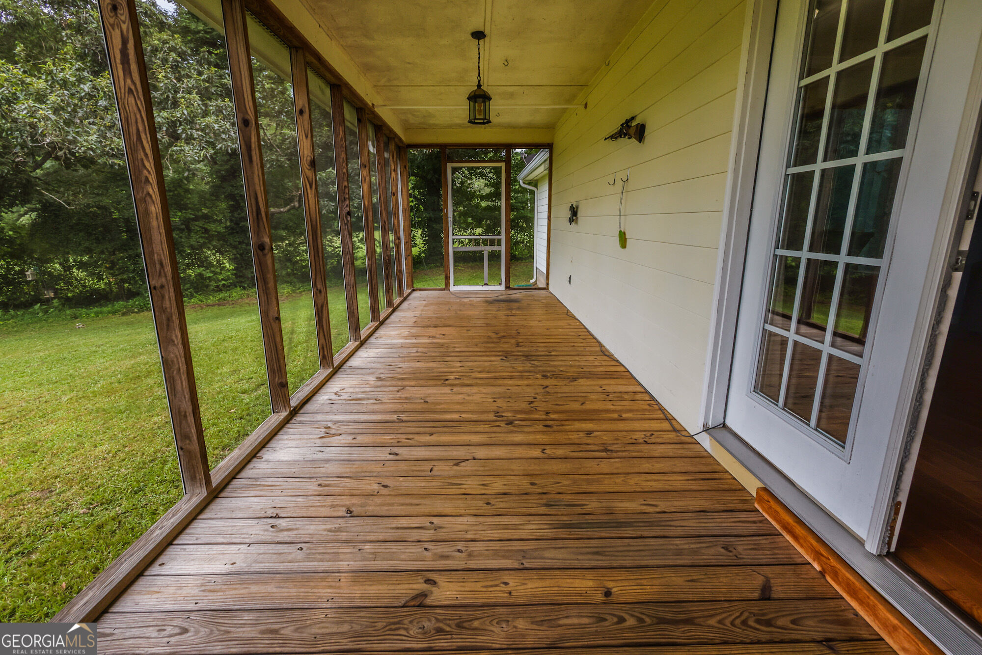221 Chigger Ridge Road Property Photo 5