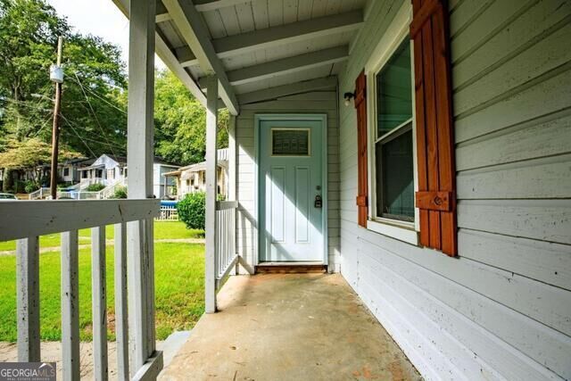1361 Byrere Terrace Sw Property Photo 2