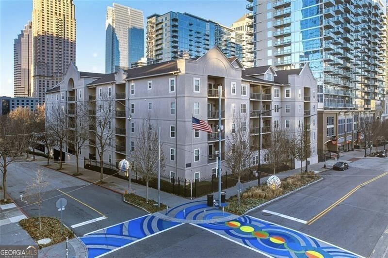 1074 Peachtree Walk Ne # B220 Property Photo 3