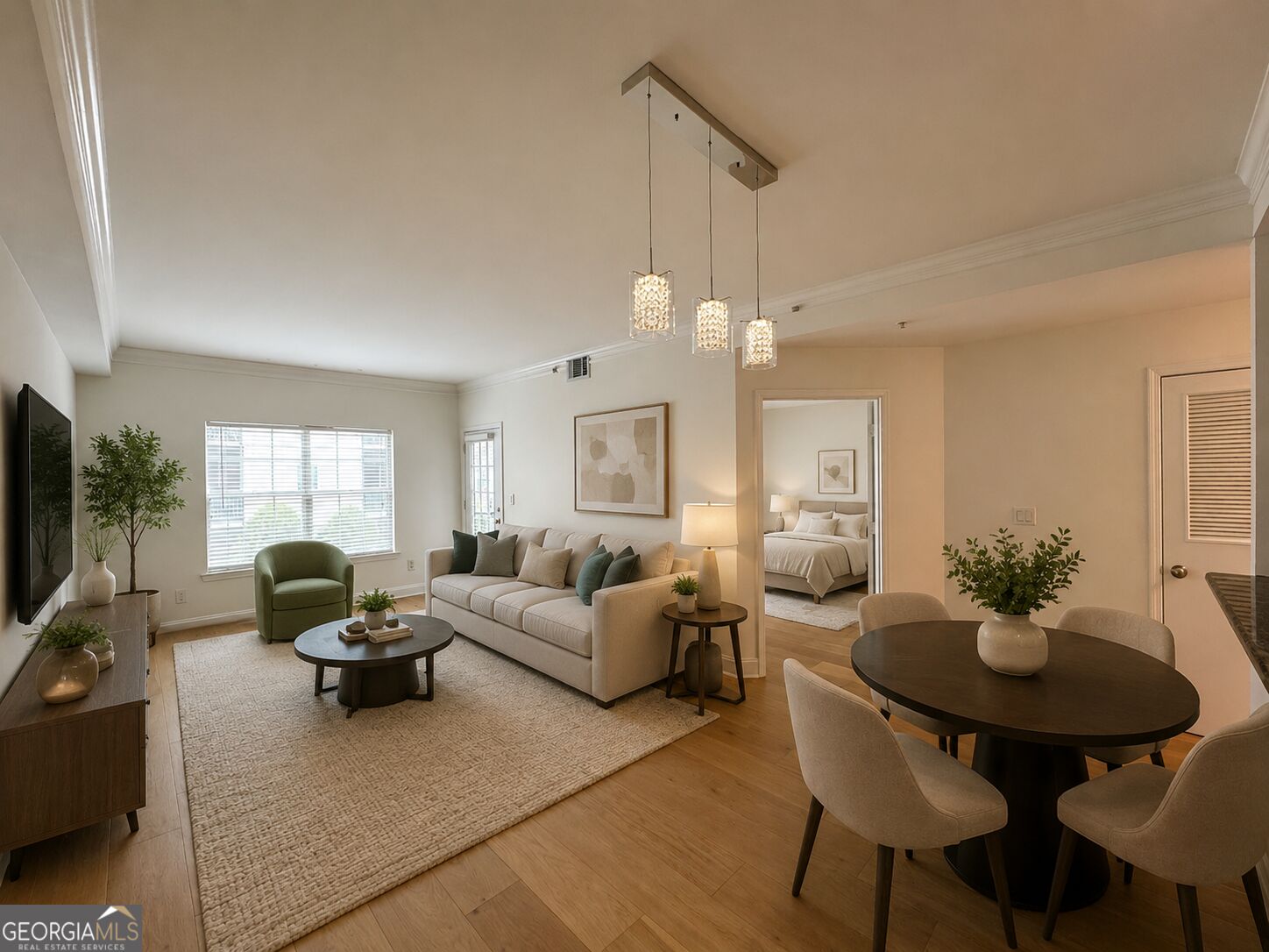 1074 Peachtree Walk Ne # B220 Property Photo 4
