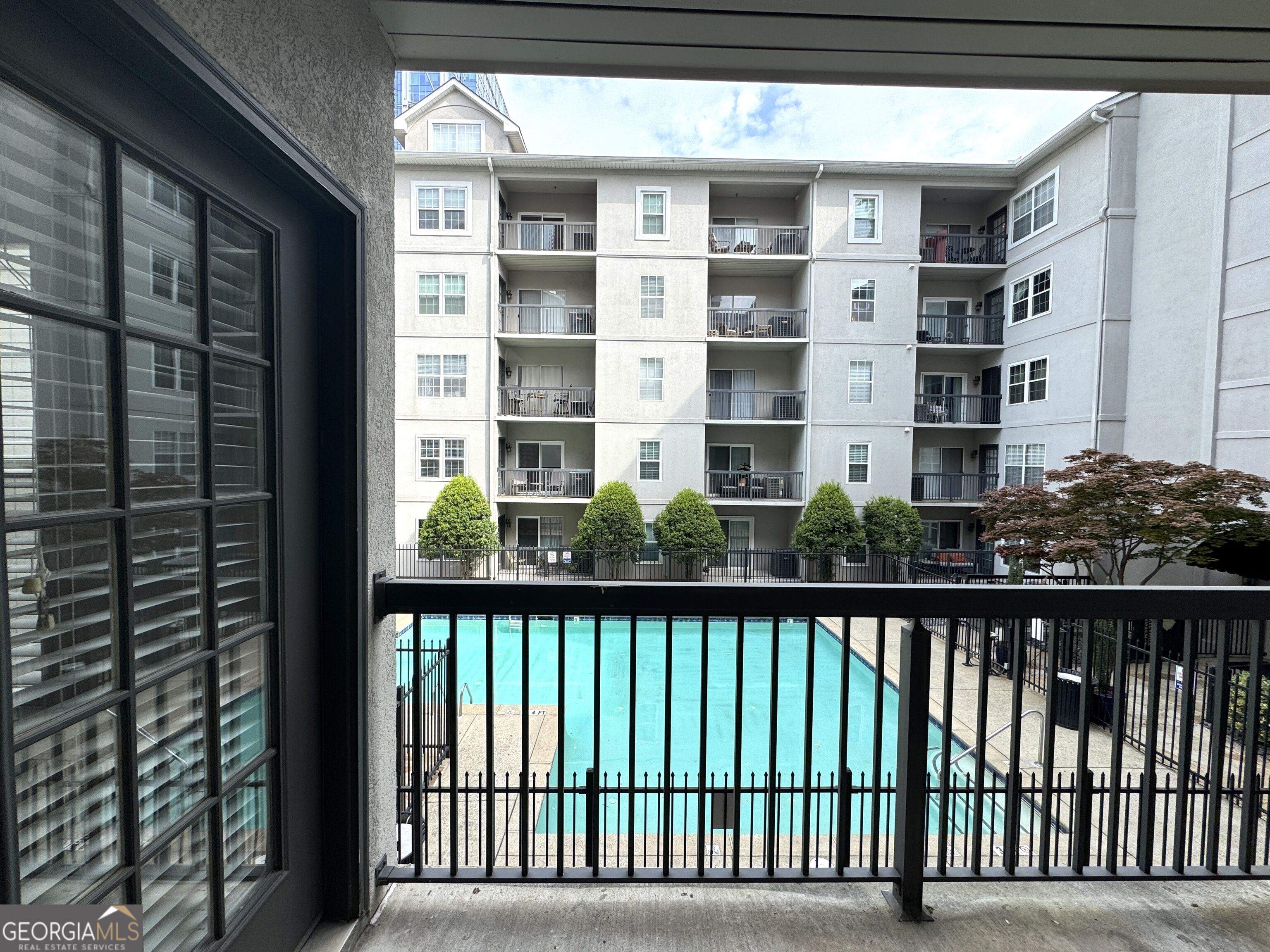 1074 Peachtree Walk Ne # B220 Property Photo 12