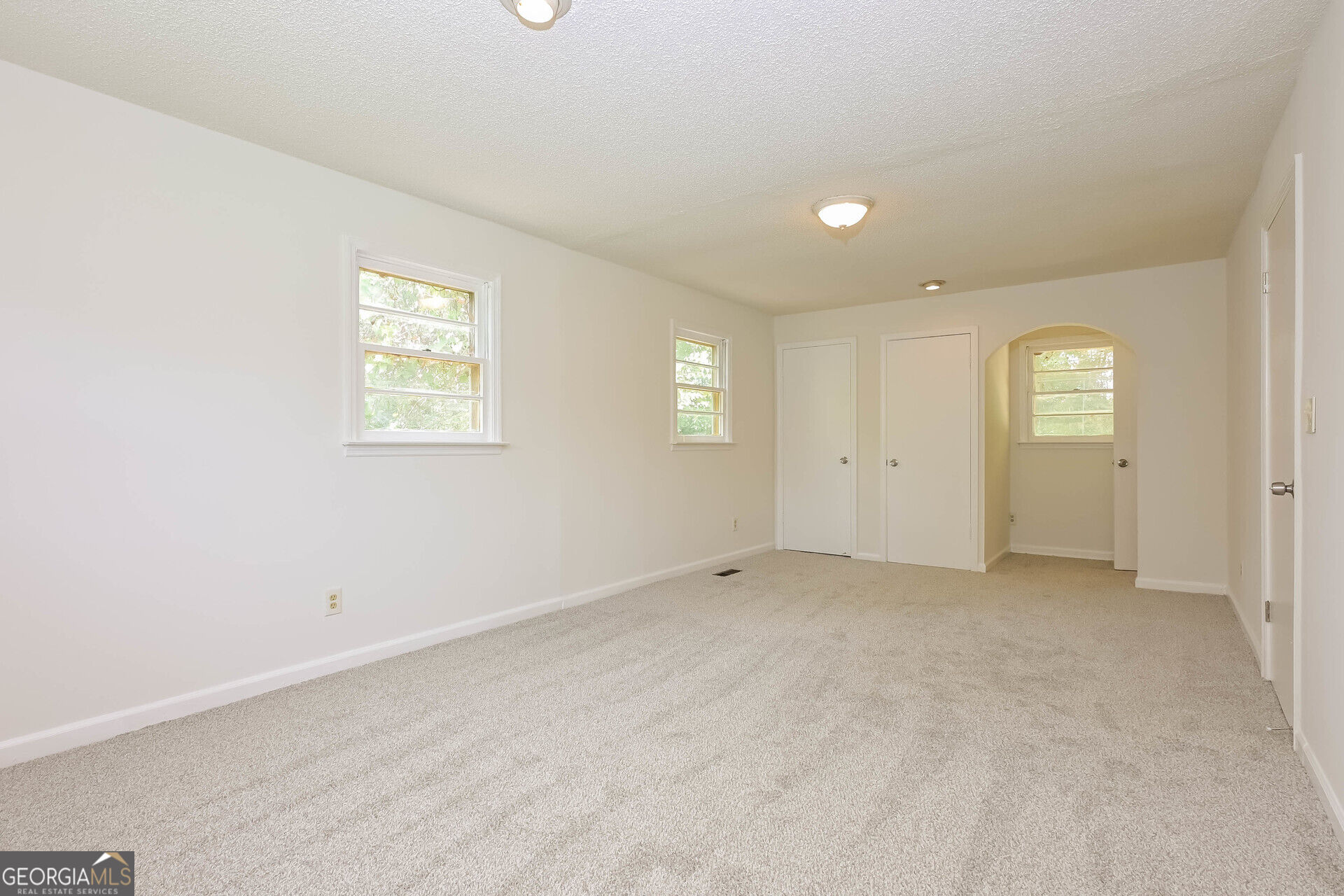 192 Sun Valley Drive Property Photo 9