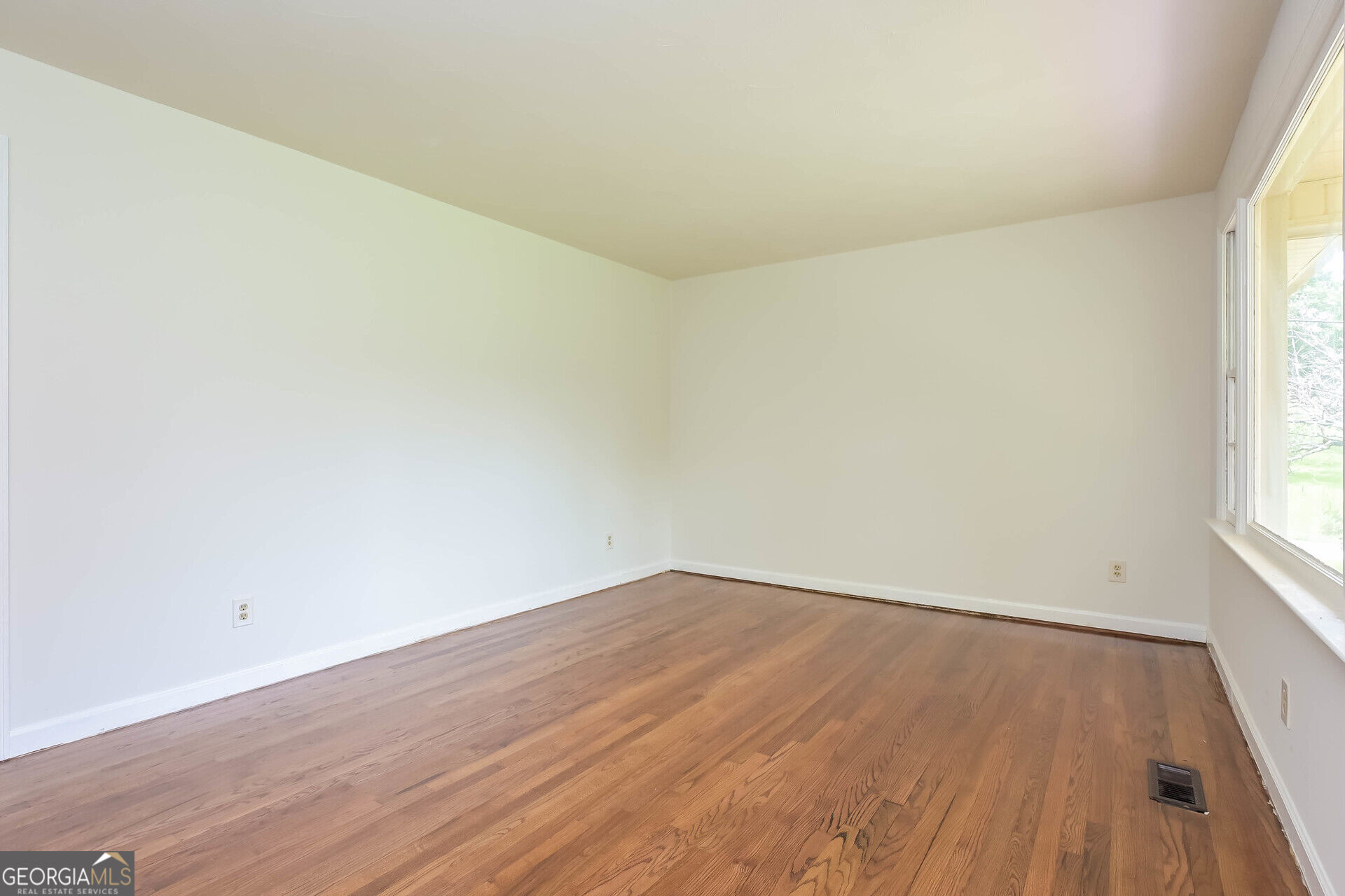 192 Sun Valley Drive Property Photo 11