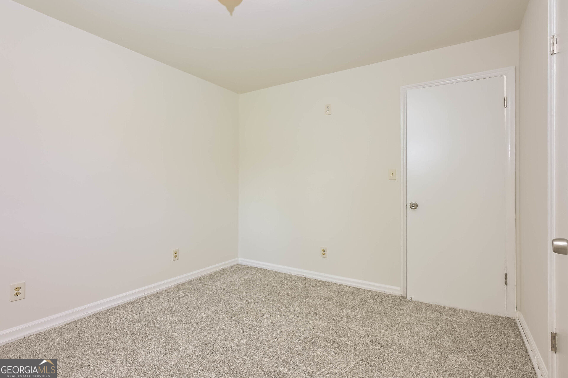 192 Sun Valley Drive Property Photo 15