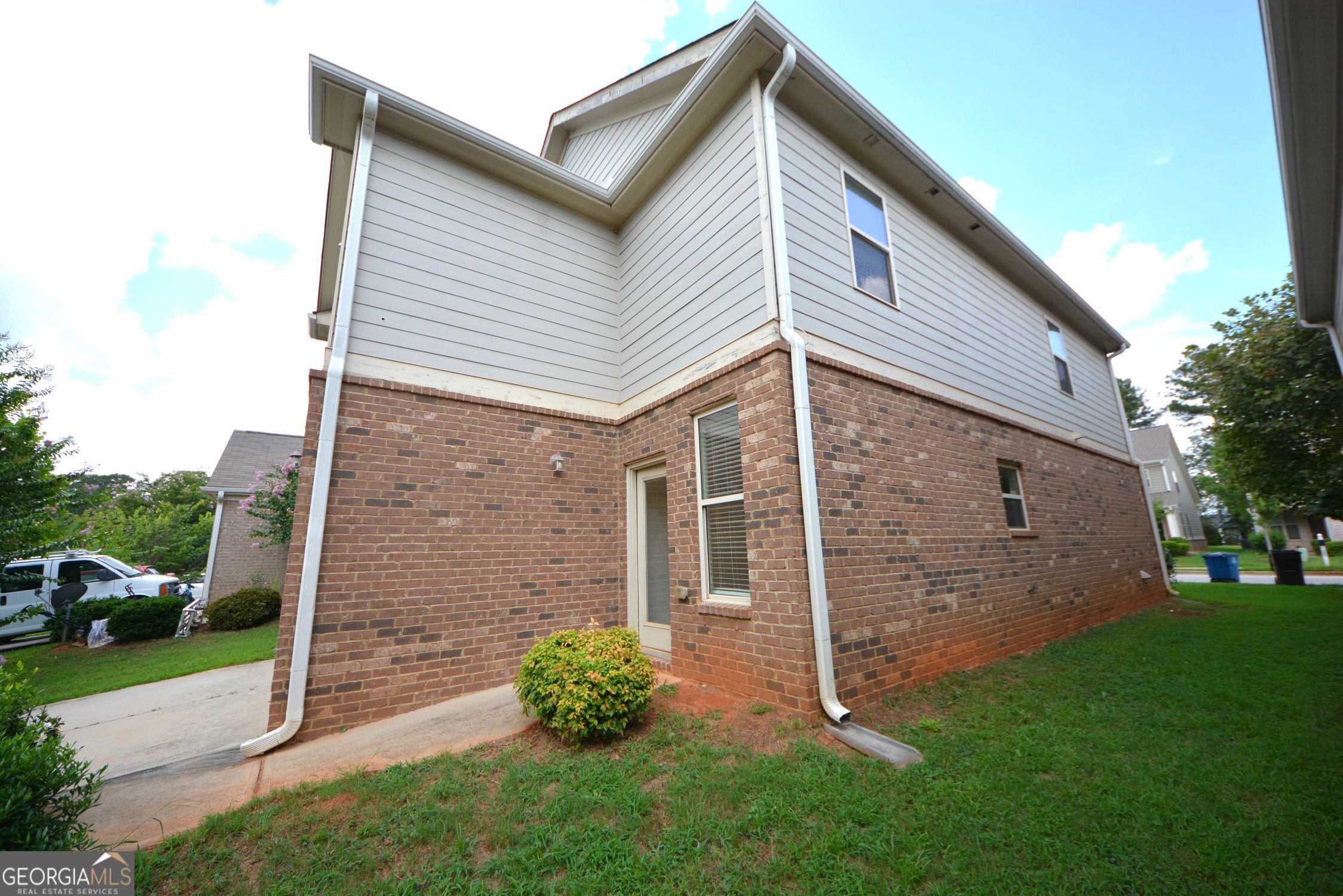 167 Daisy Circle Property Photo 2