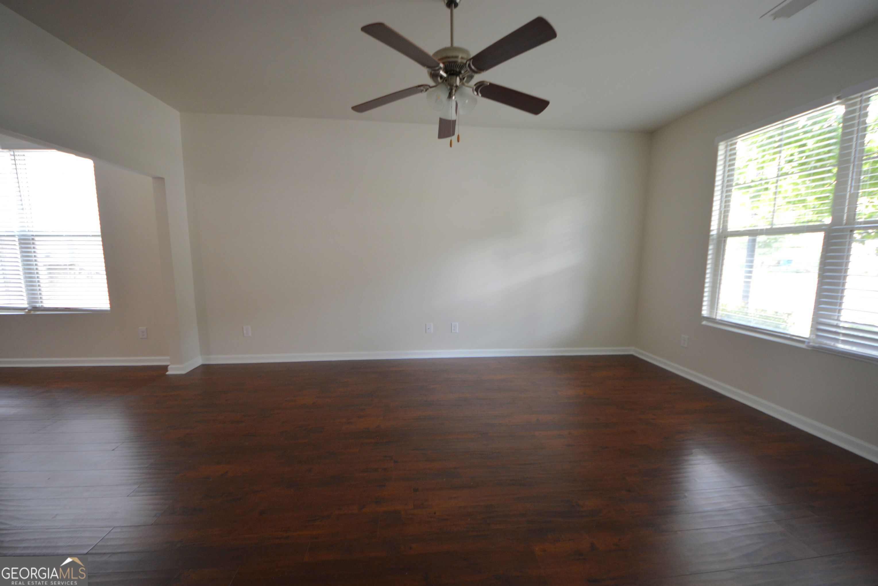 167 Daisy Circle Property Photo 7