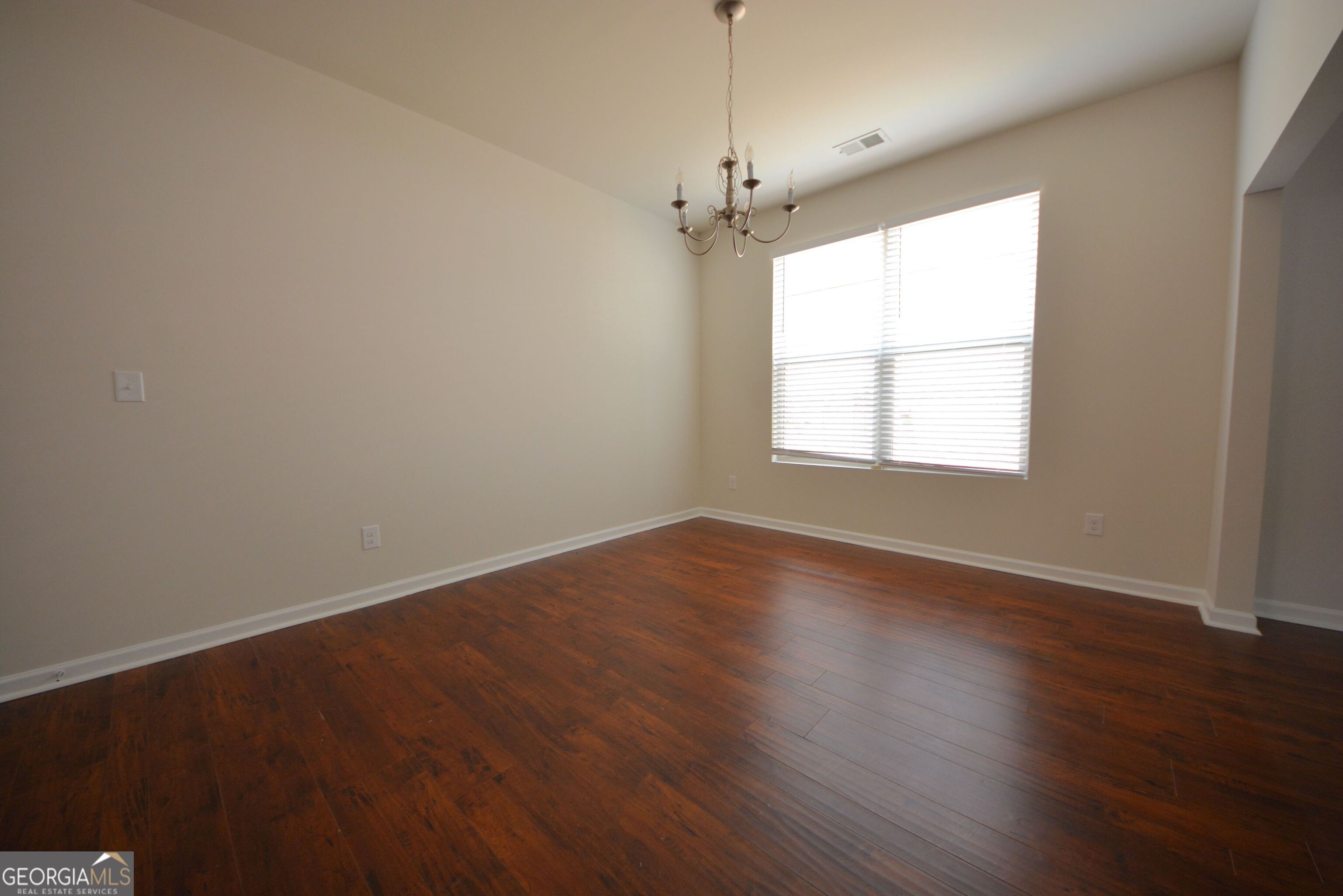 167 Daisy Circle Property Photo 13