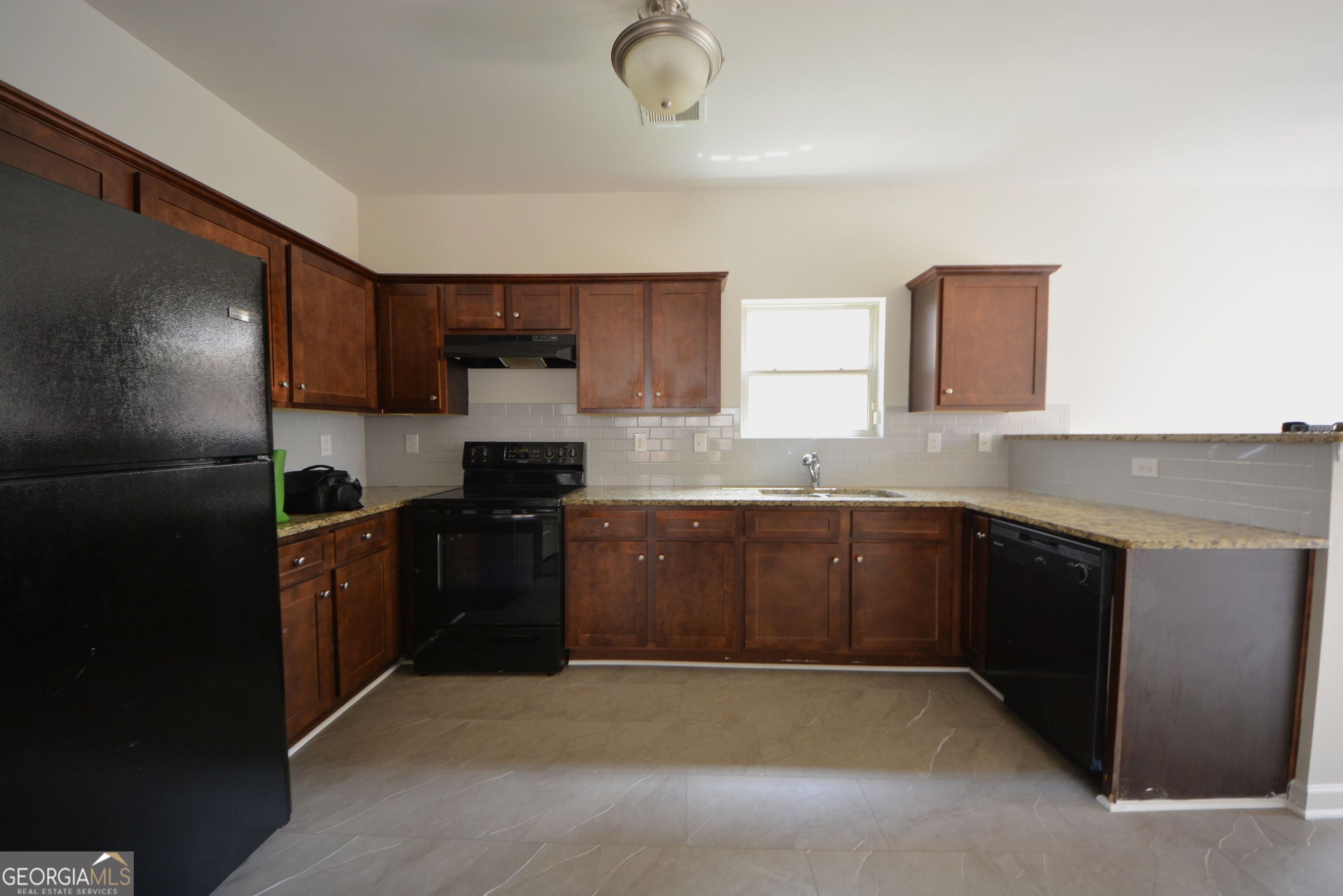 167 Daisy Circle Property Photo 16