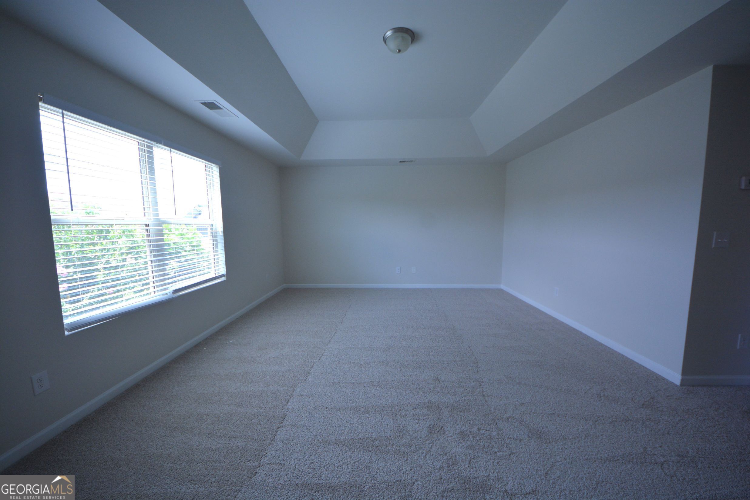 167 Daisy Circle Property Photo 27