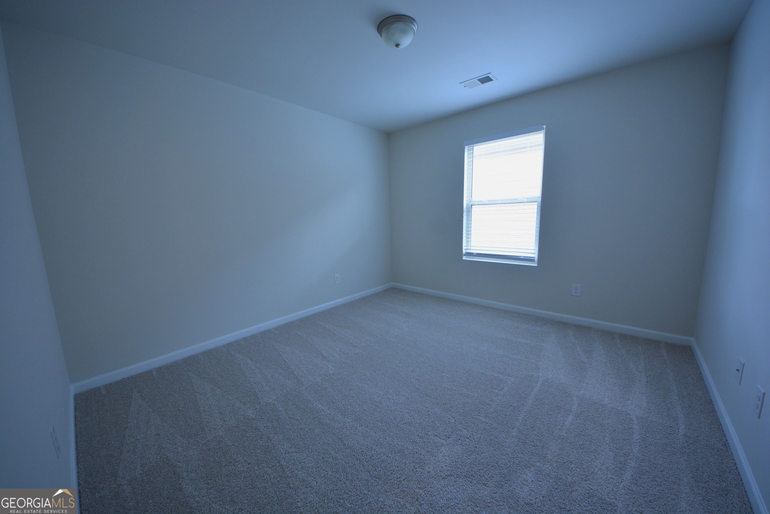 167 Daisy Circle Property Photo 32