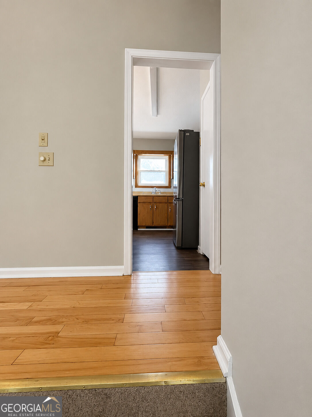2061 Marshes Glenn Drive Property Photo 4