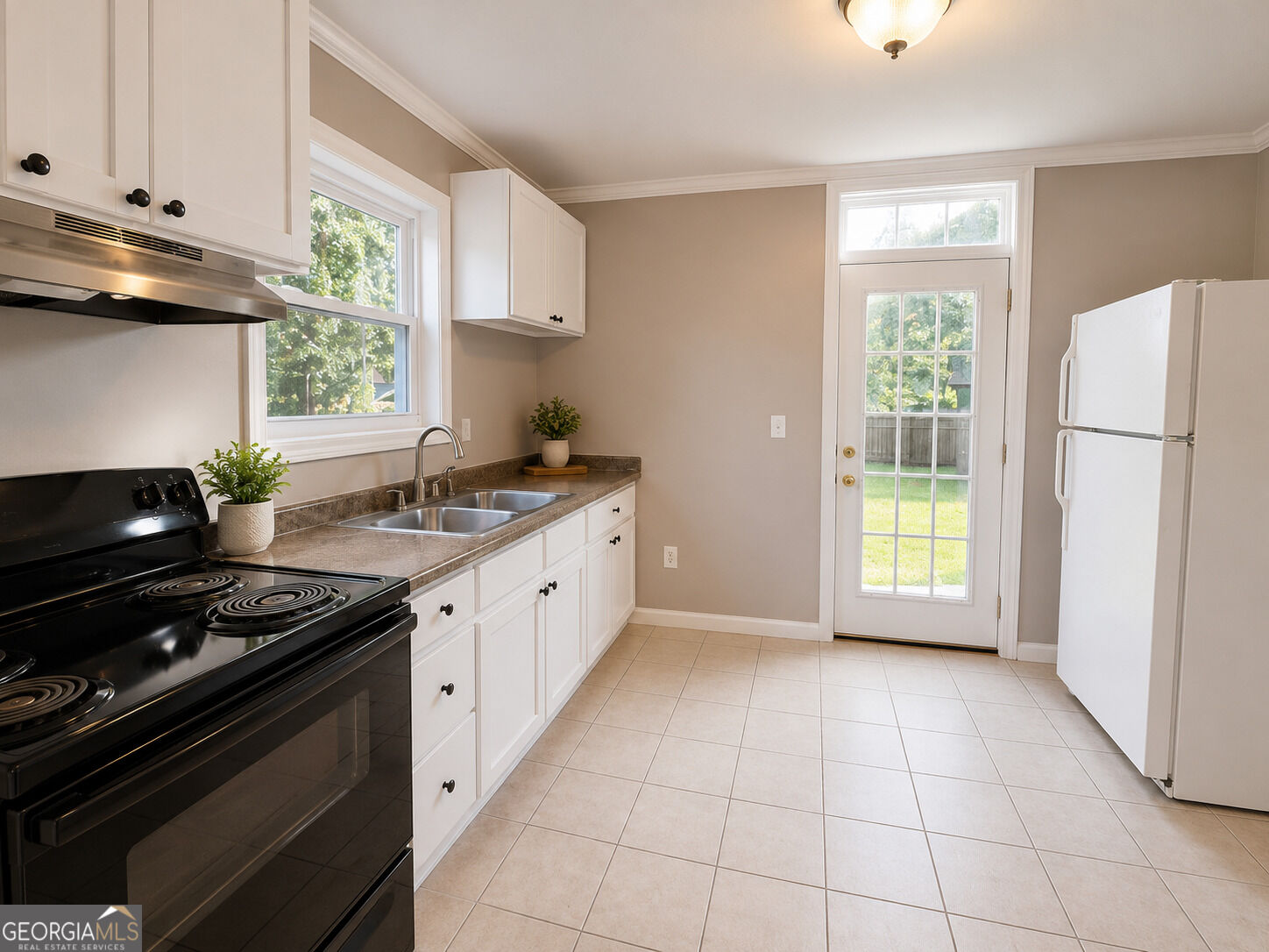2061 Marshes Glenn Drive Property Photo 18