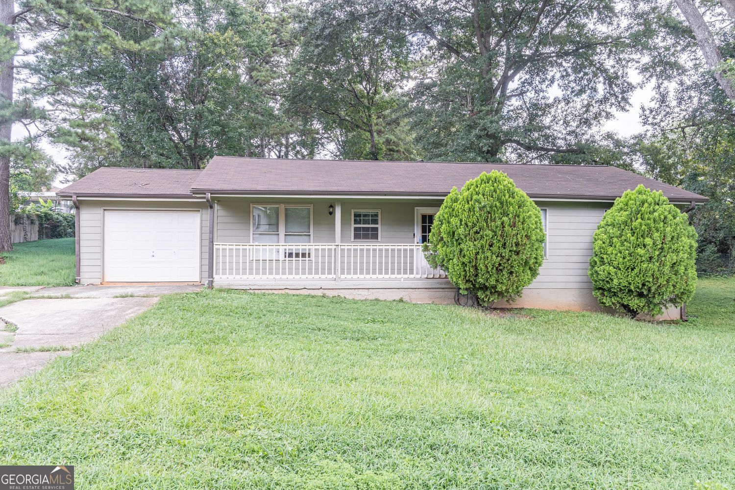 950 Doeskin Drive NW Property Photo 1