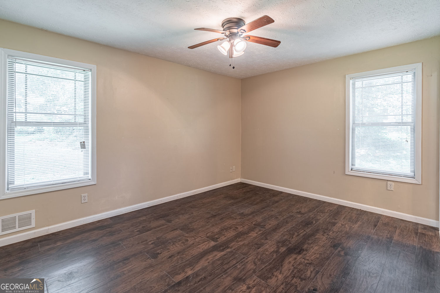 950 Doeskin Drive Nw Property Photo 17