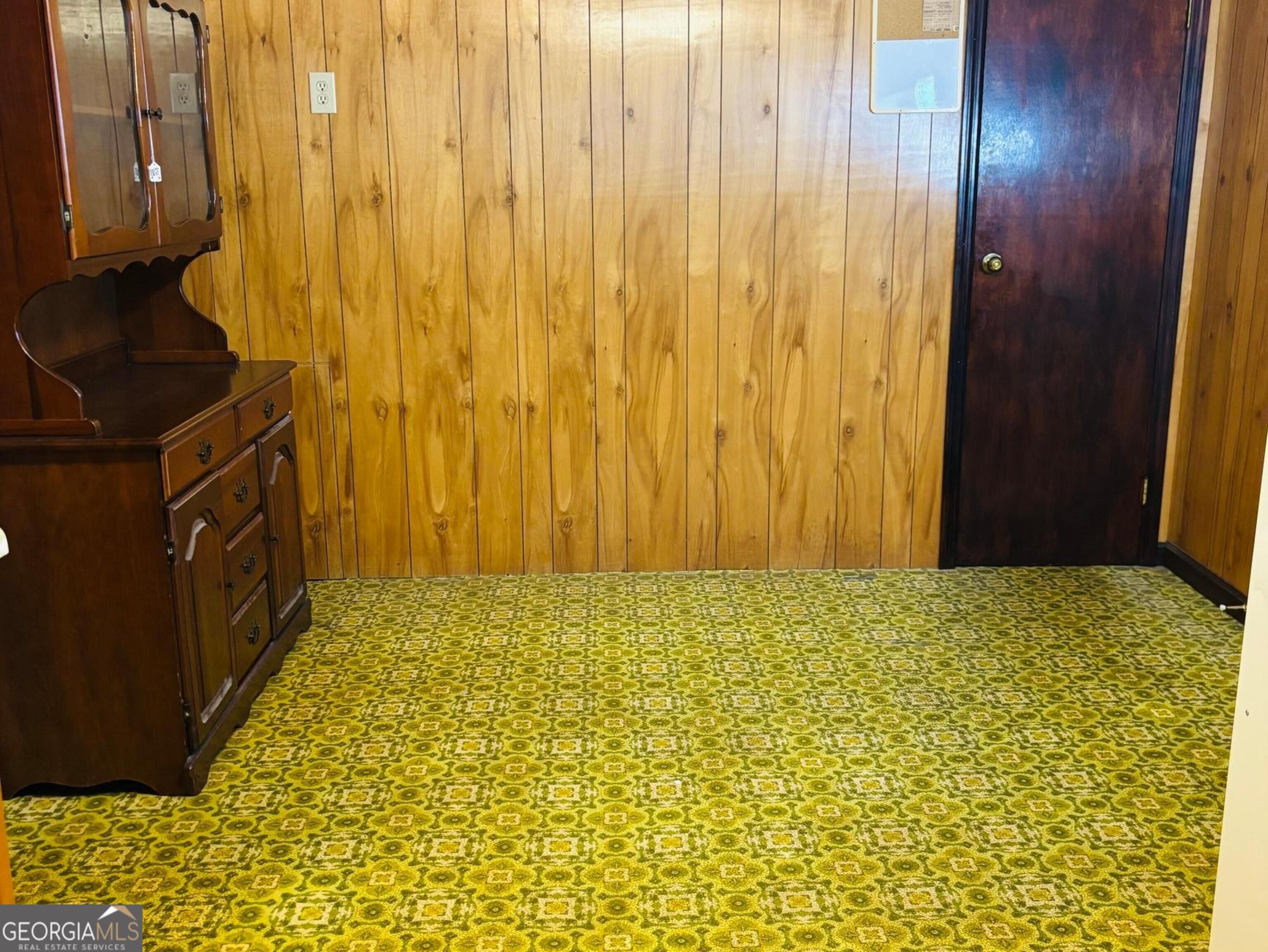 1385 W Currahee Street Property Photo 20
