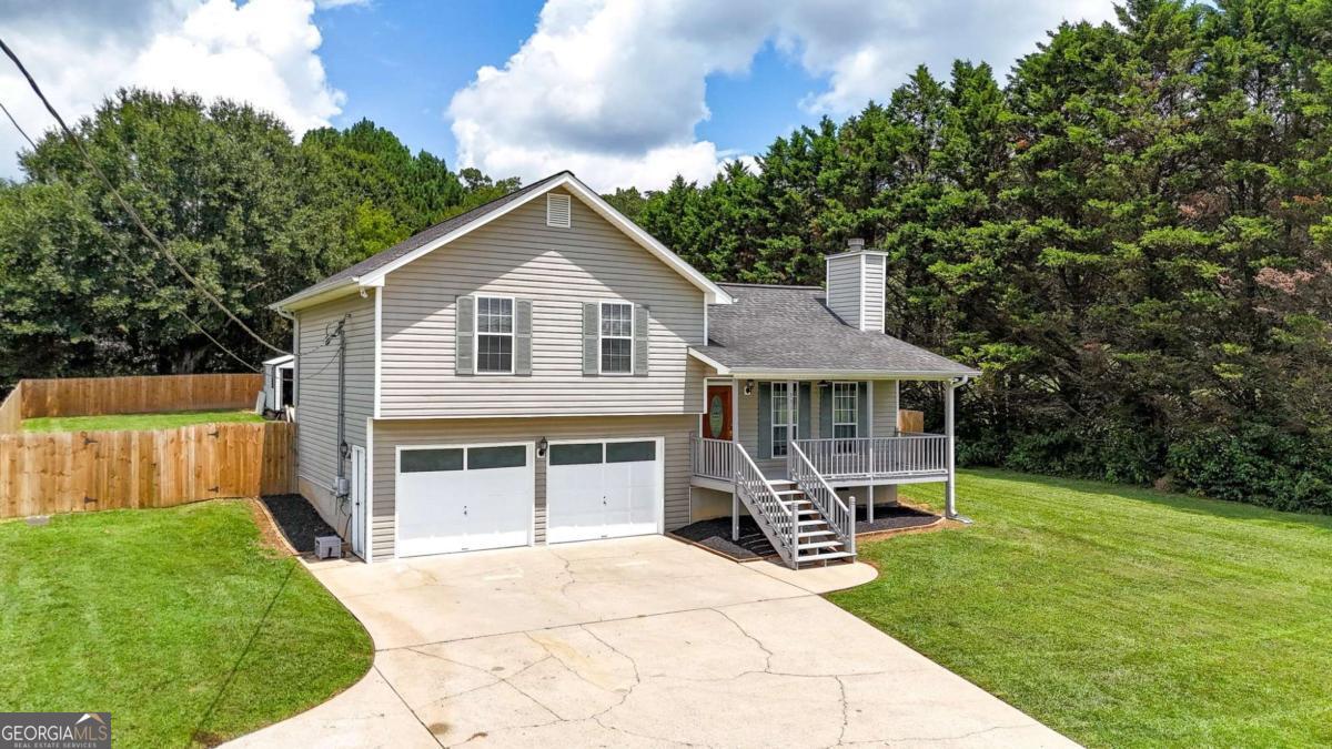 531 White River Road Property Photo 3