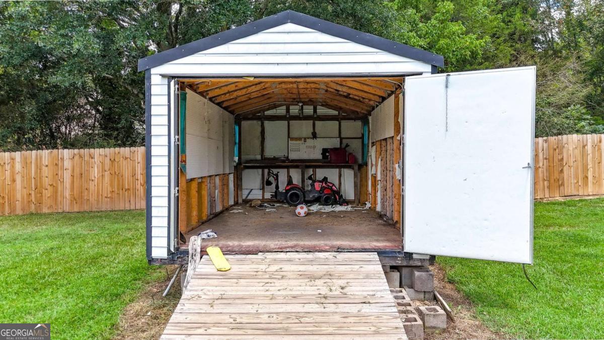531 White River Road Property Photo 30