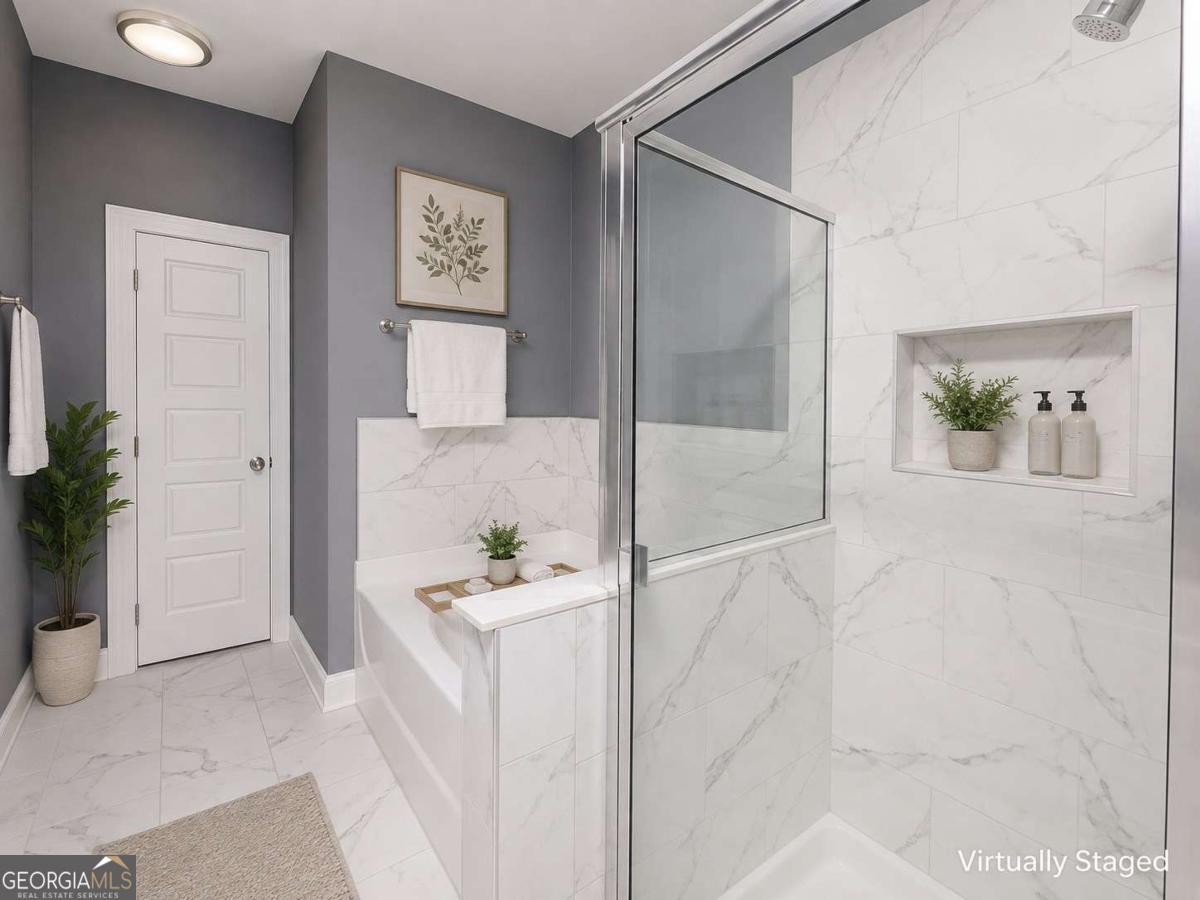 6269 Colonial View Property Photo 15