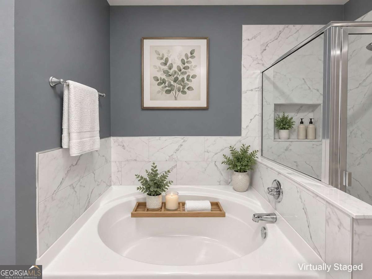 6269 Colonial View Property Photo 16