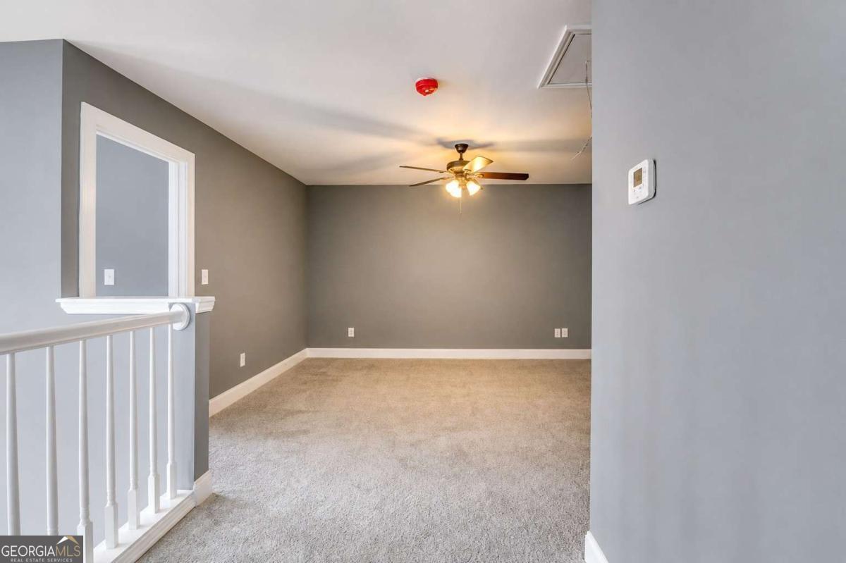 6269 Colonial View Property Photo 21