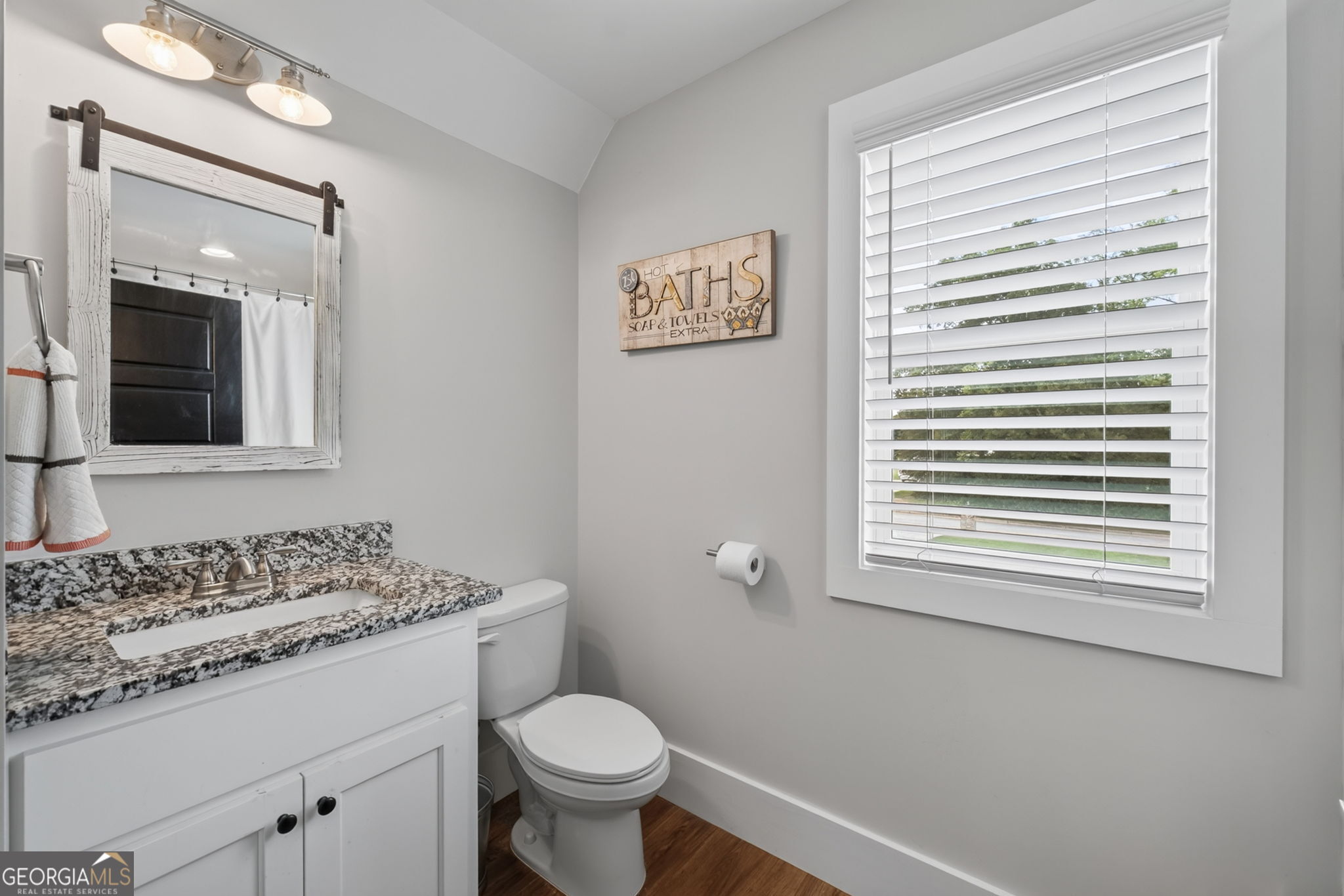 302 Savannah Drive Property Photo 29