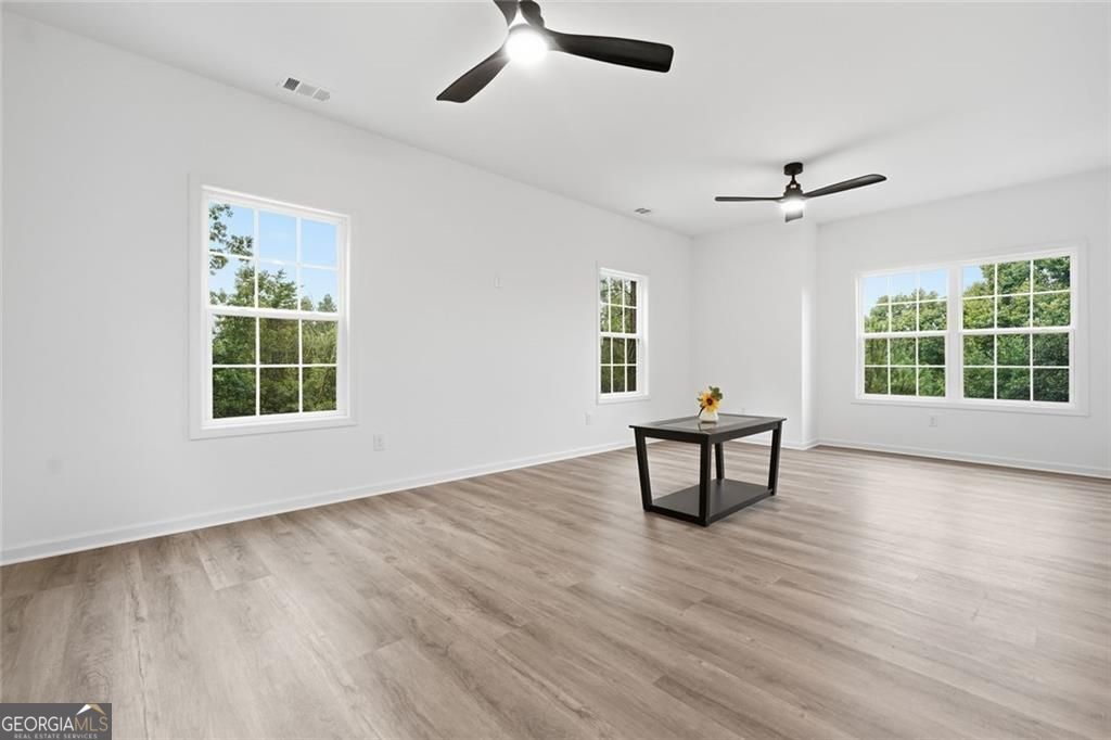 5445 Speckled Wood Lane Property Photo 16