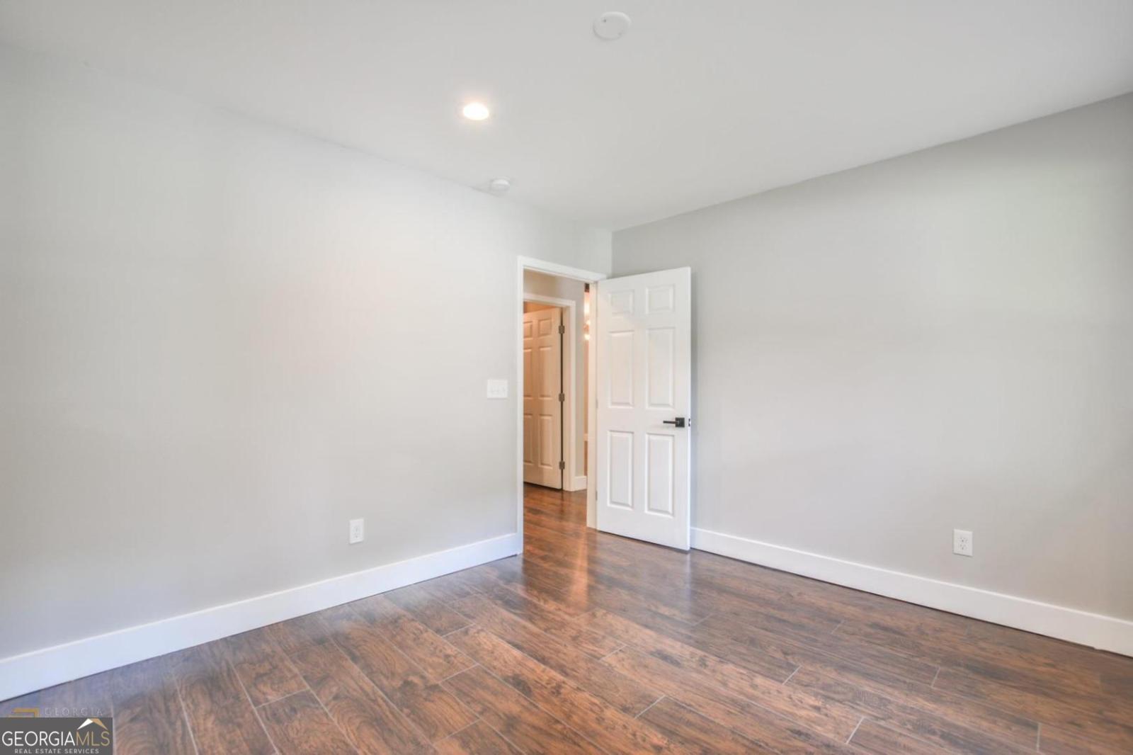 1391 Kennesaw Drive Nw Property Photo 13