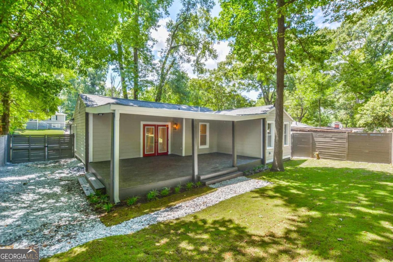 1391 Kennesaw Drive Nw Property Photo 14