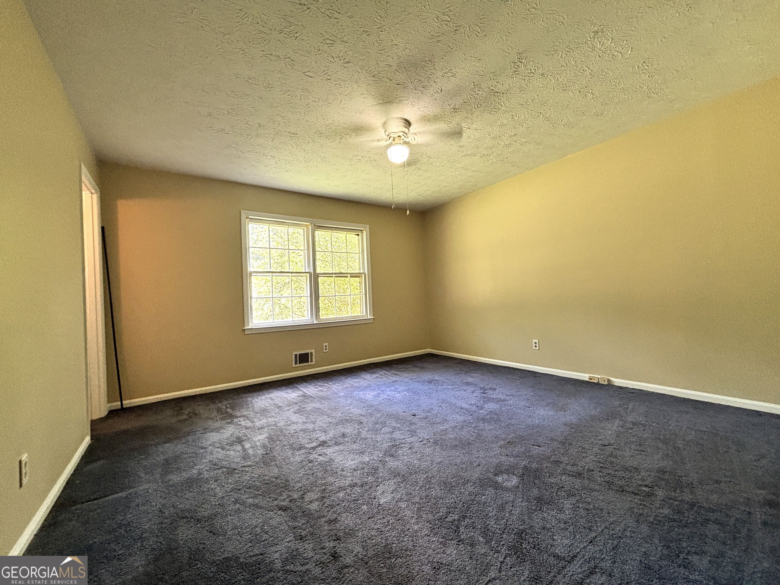 405 Elder Road Property Photo 9