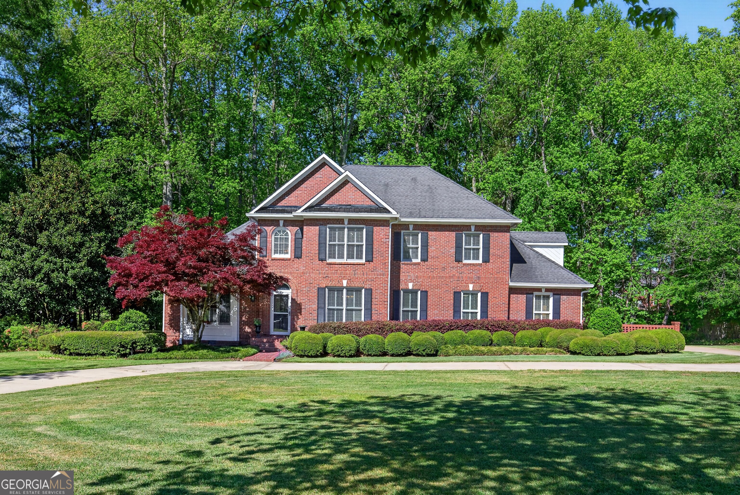 290 Youngs Circle Property Photo 1