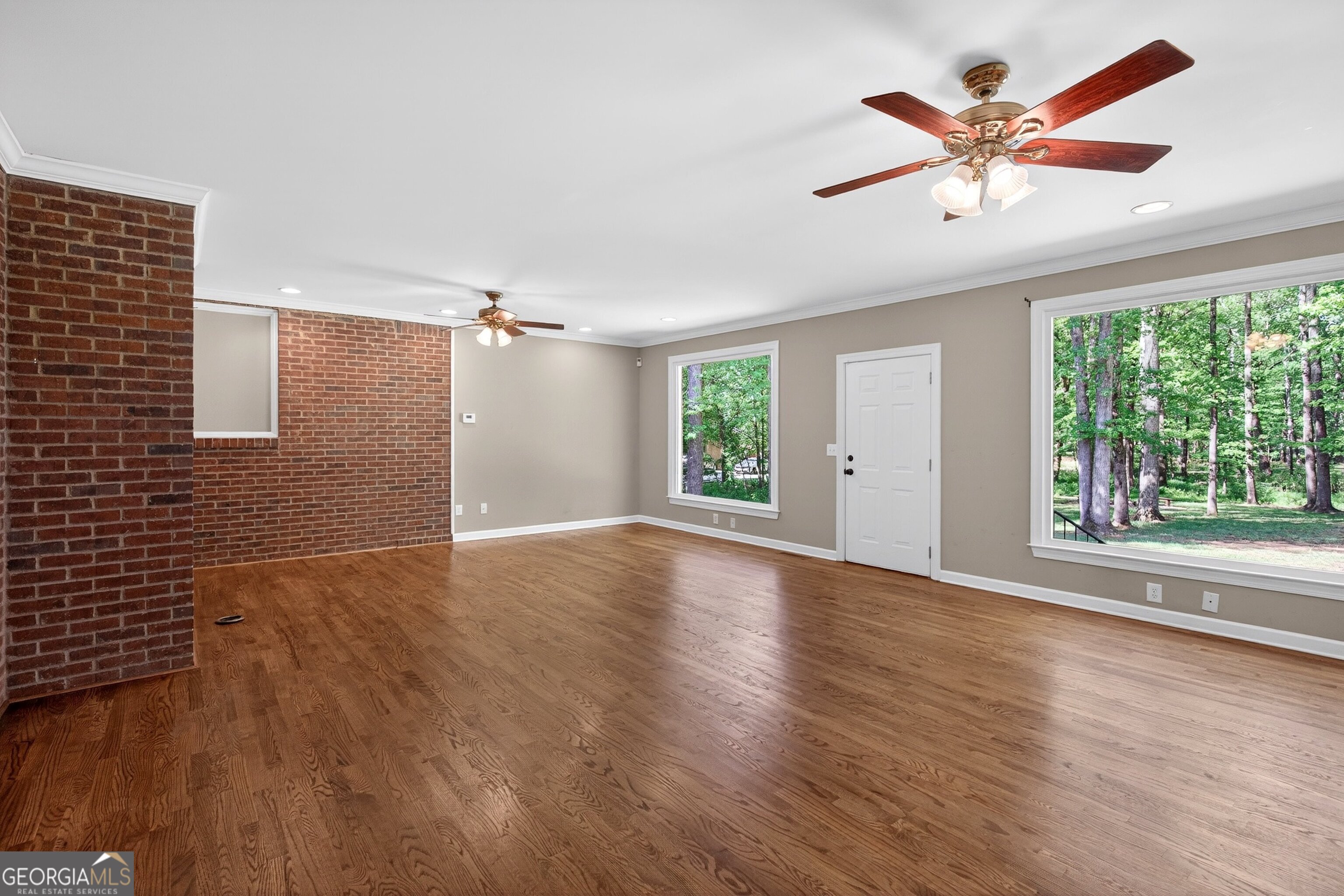 290 Youngs Circle Property Photo 39