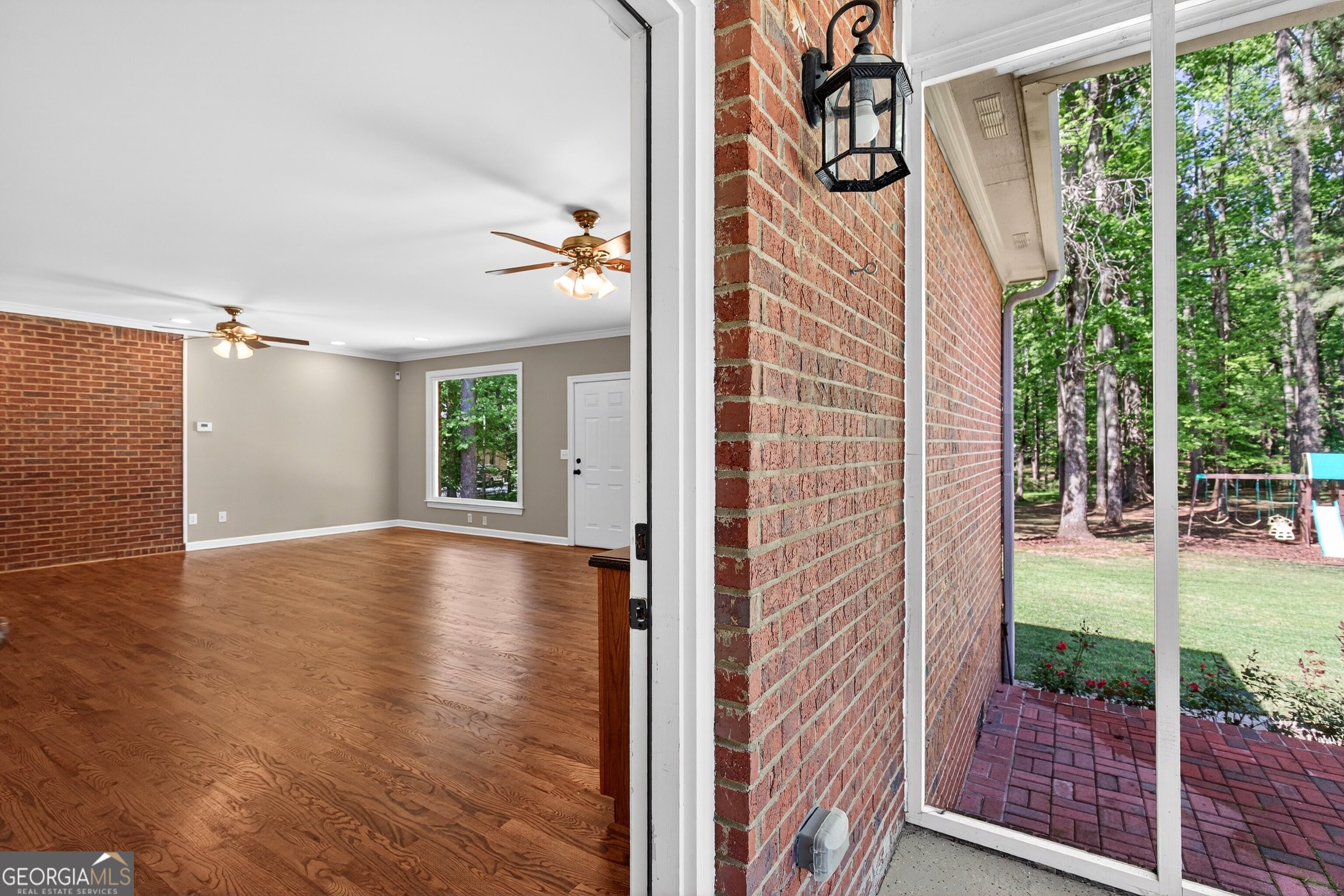 290 Youngs Circle Property Photo 42
