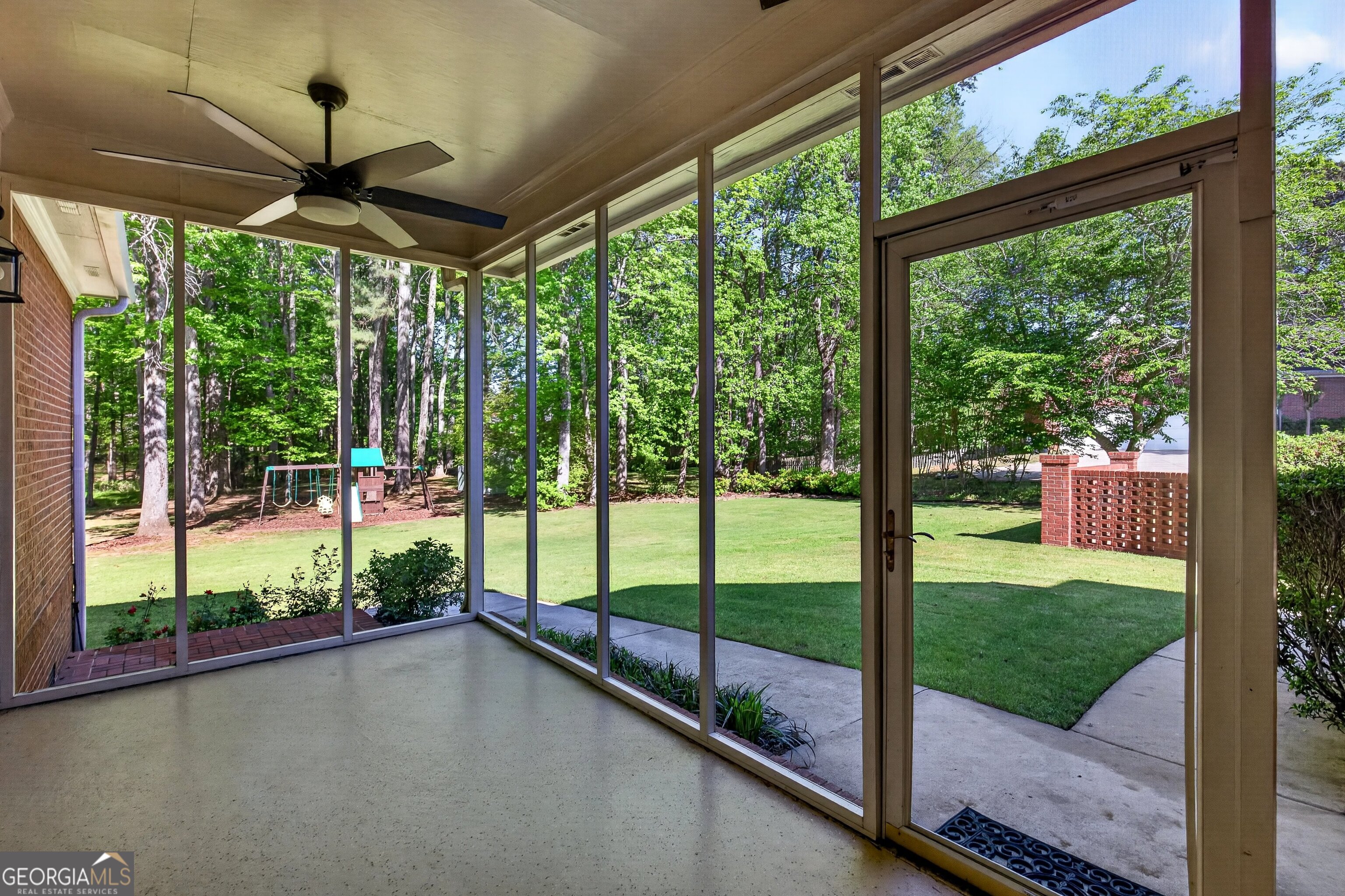290 Youngs Circle Property Photo 60