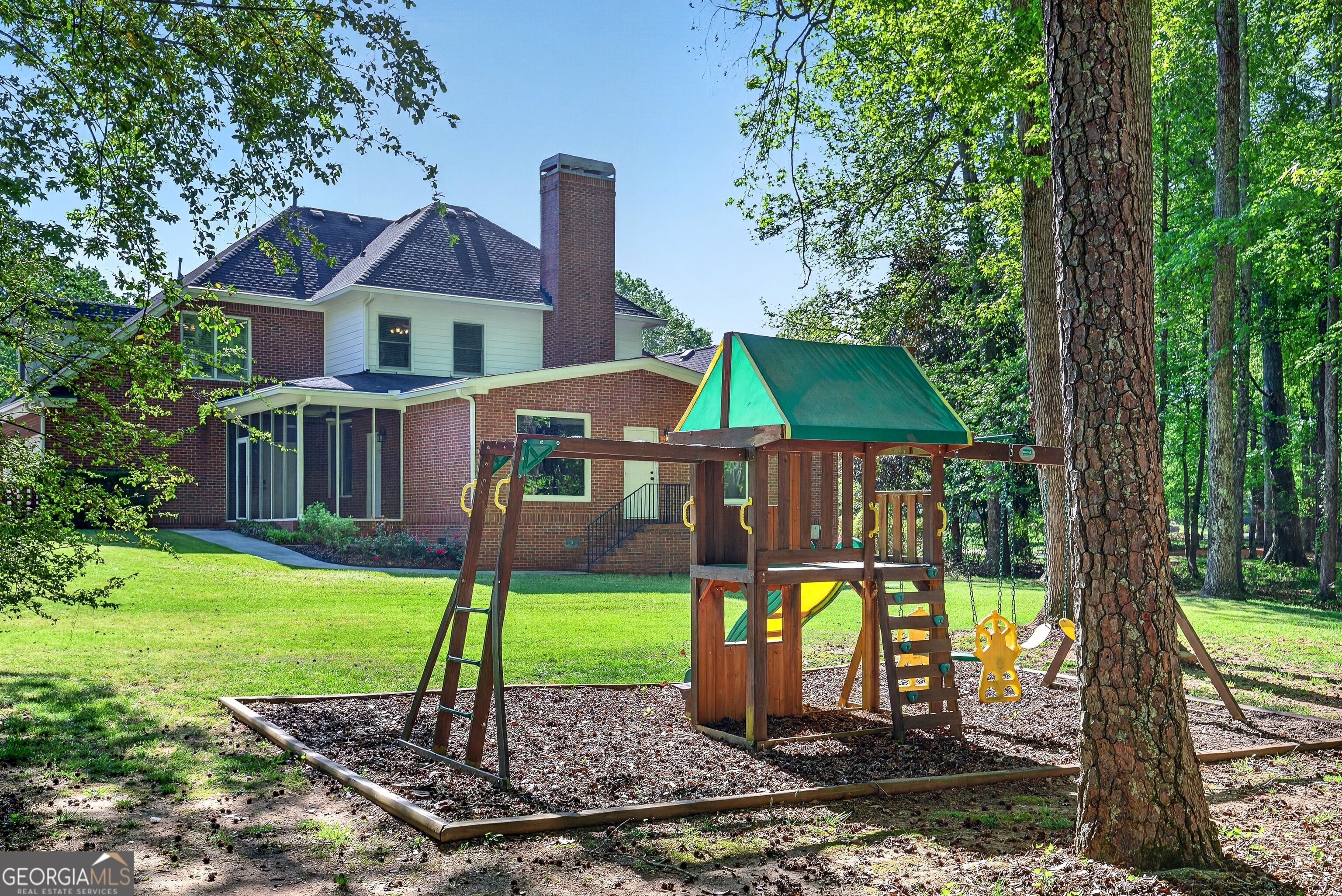 290 Youngs Circle Property Photo 63