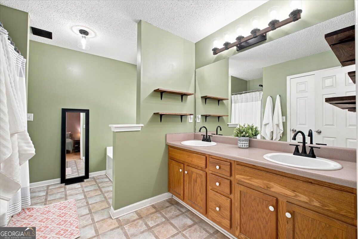 49 Headland Court Property Photo 23