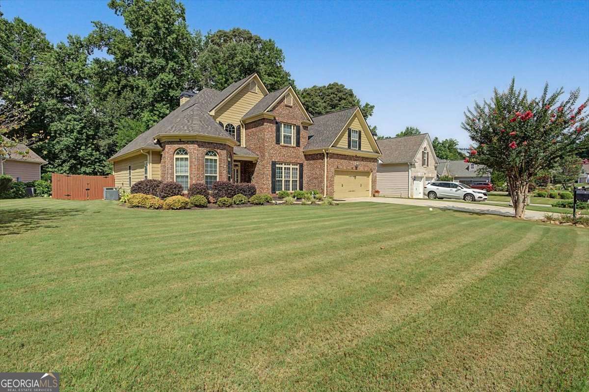 504 Thorn Creek Way Property Photo 2