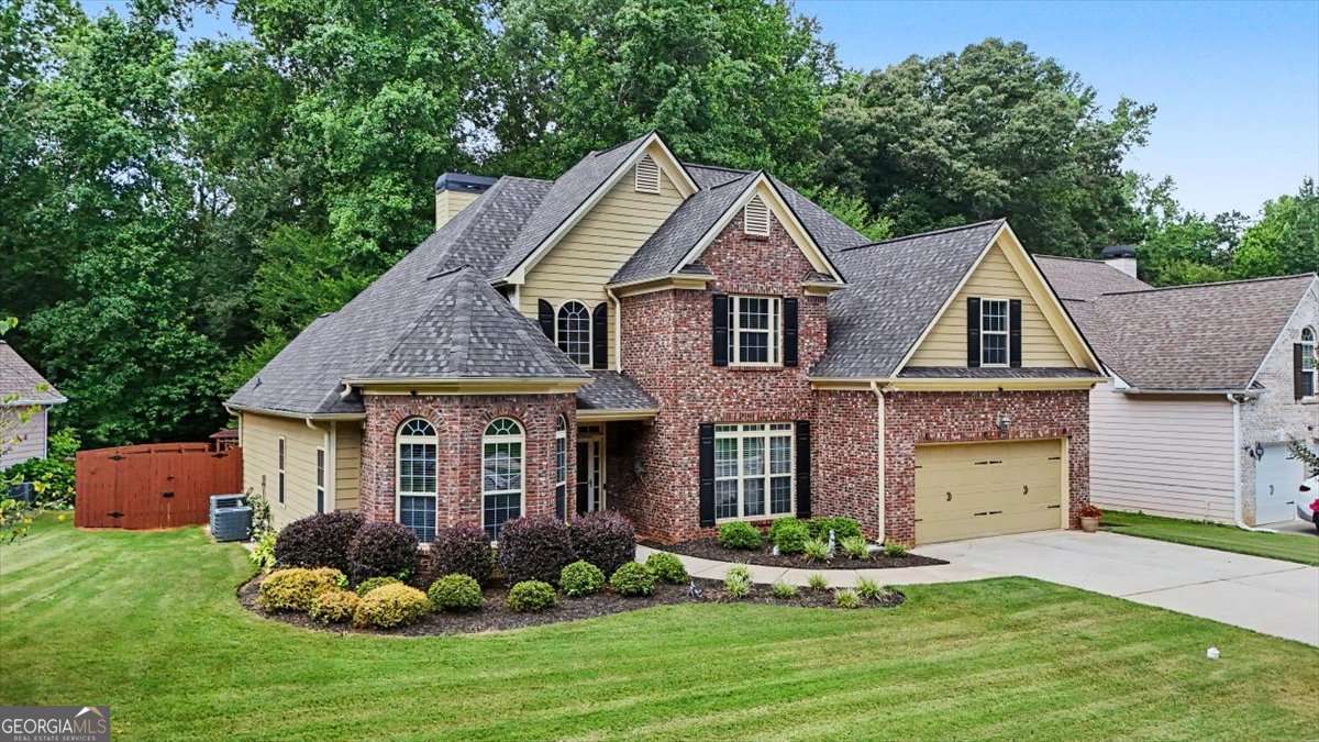 504 Thorn Creek Way Property Photo 3
