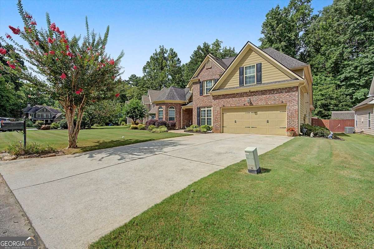 504 Thorn Creek Way Property Photo 4