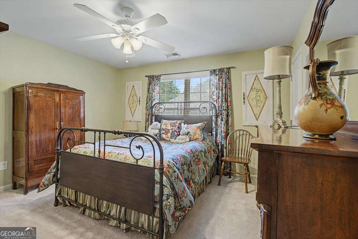 504 Thorn Creek Way Property Photo 37