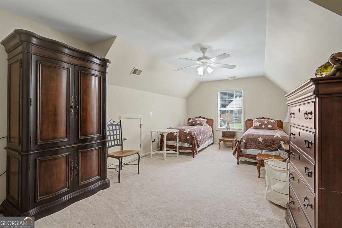 504 Thorn Creek Way Property Photo 40