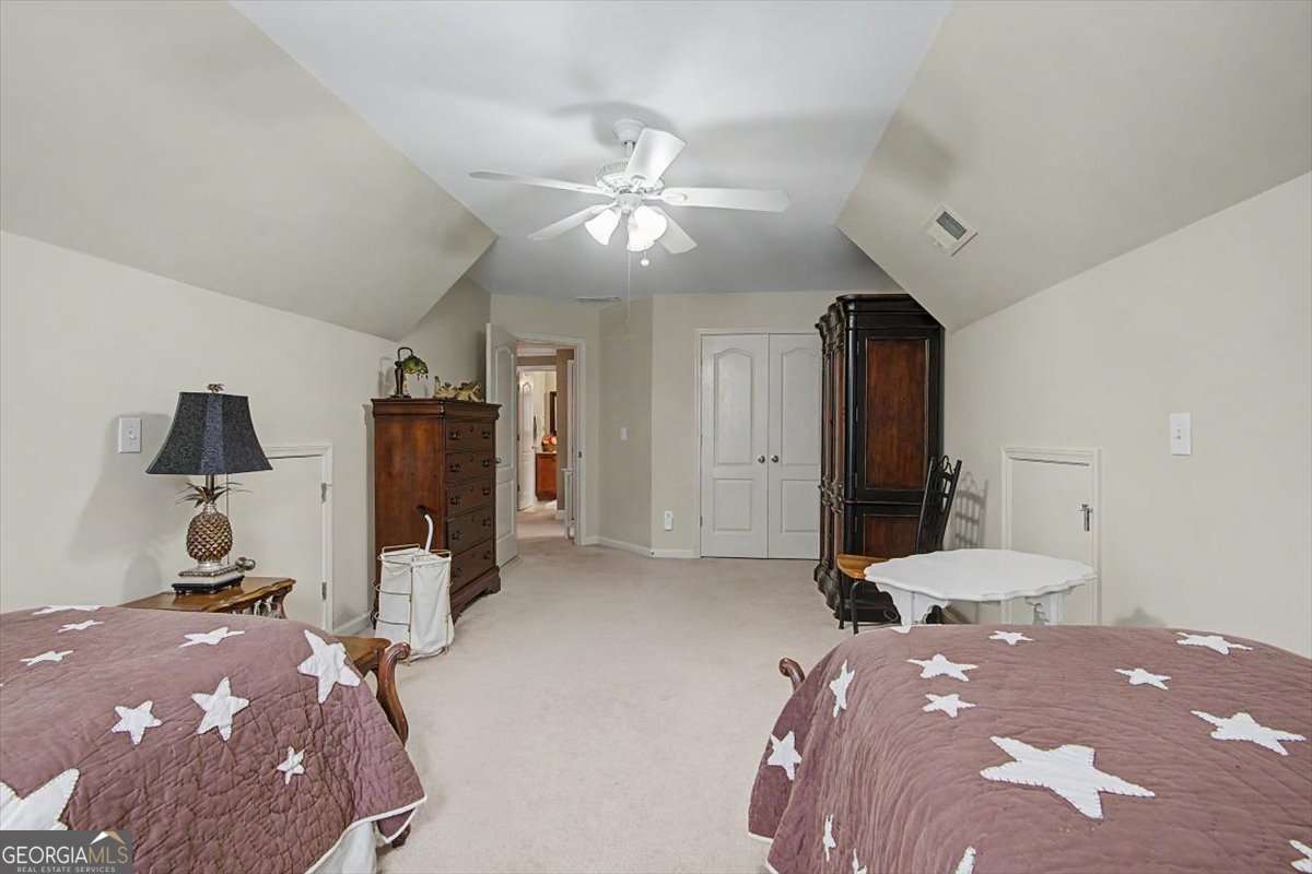 504 Thorn Creek Way Property Photo 41