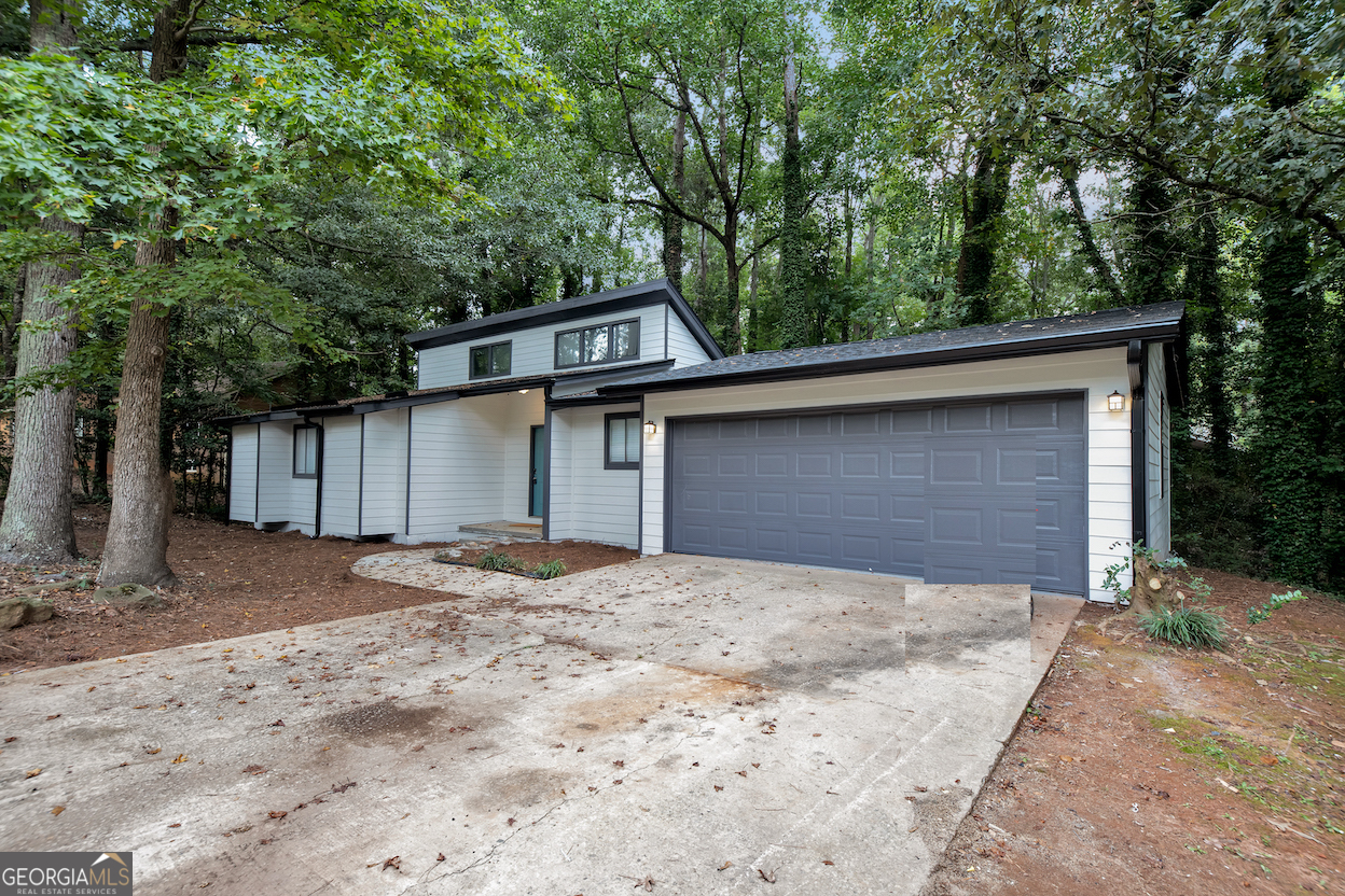 85 Wilhelmina Drive Property Photo 4