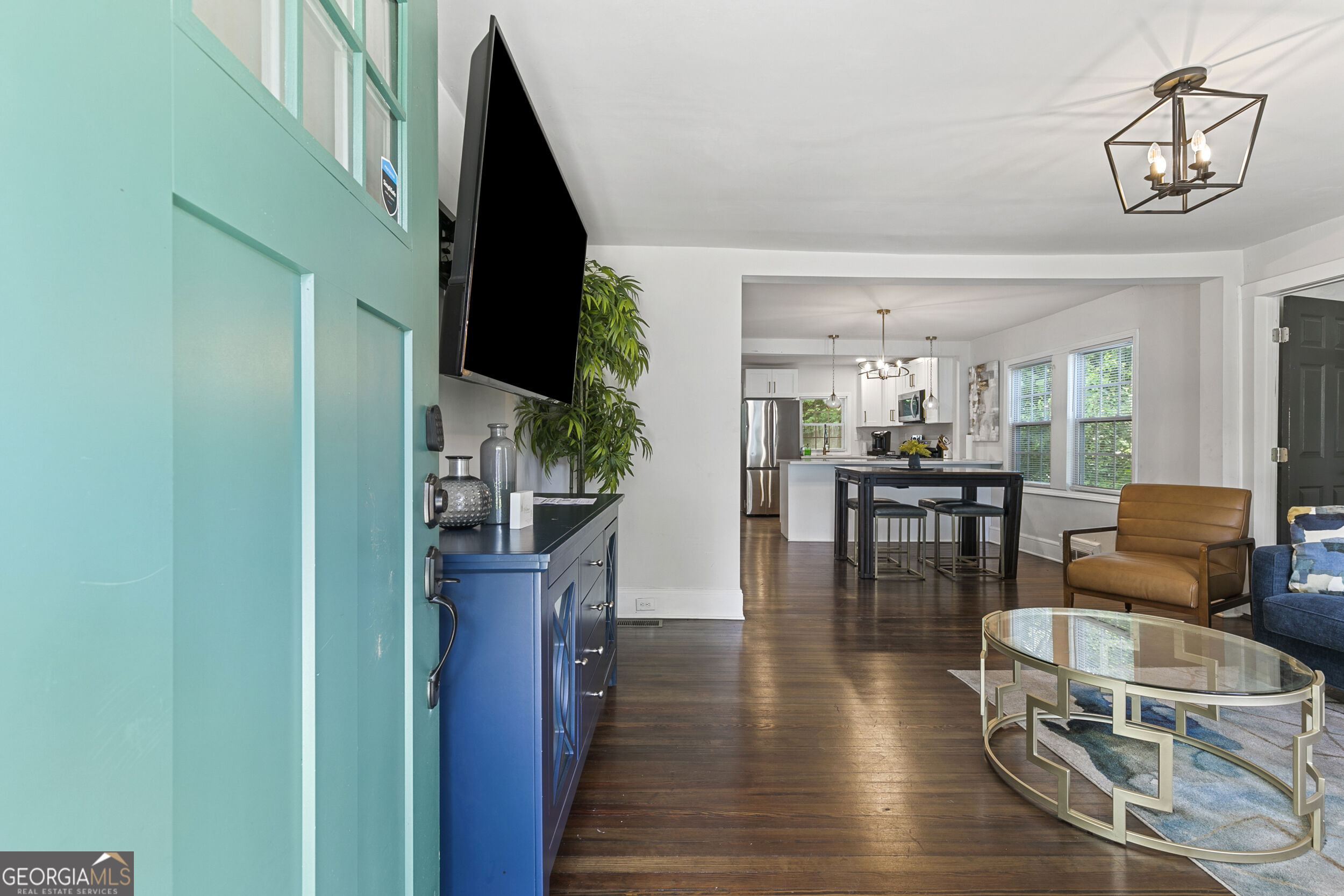 1472 North Avenue Nw Property Photo 4