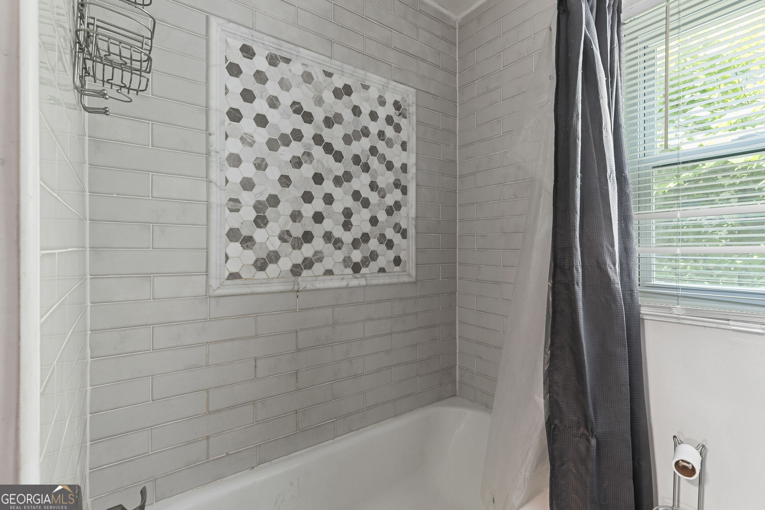 1472 North Avenue Nw Property Photo 23