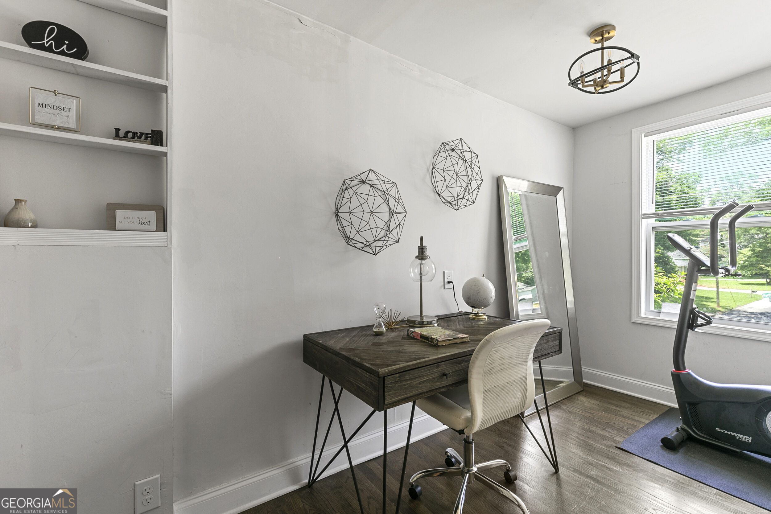 1472 North Avenue Nw Property Photo 24