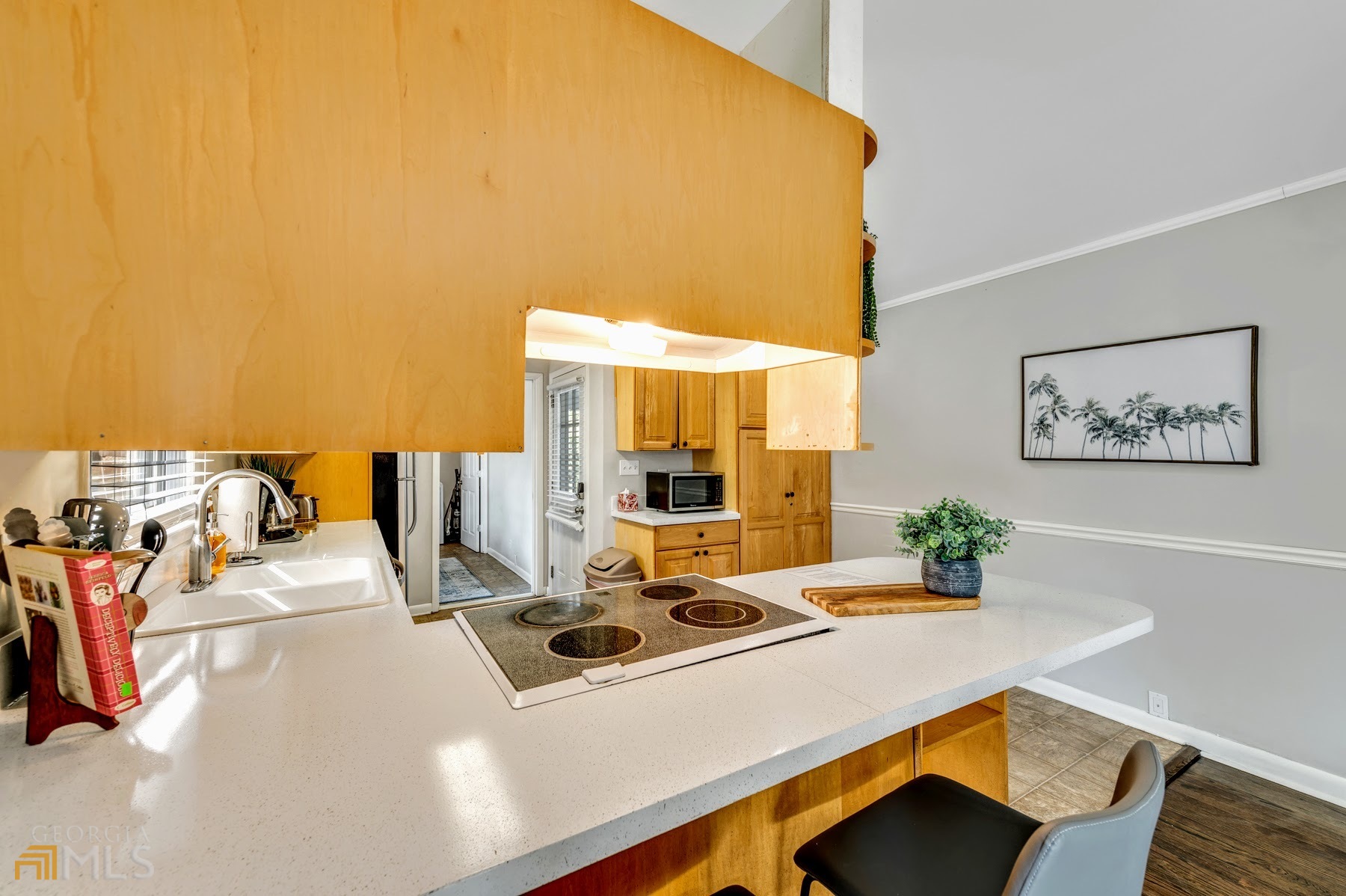 654 Joel Drive Property Photo 8