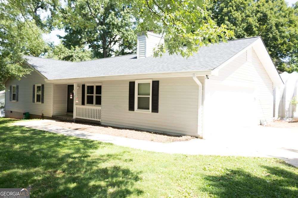 5417 Raintree Trace Property Photo 1